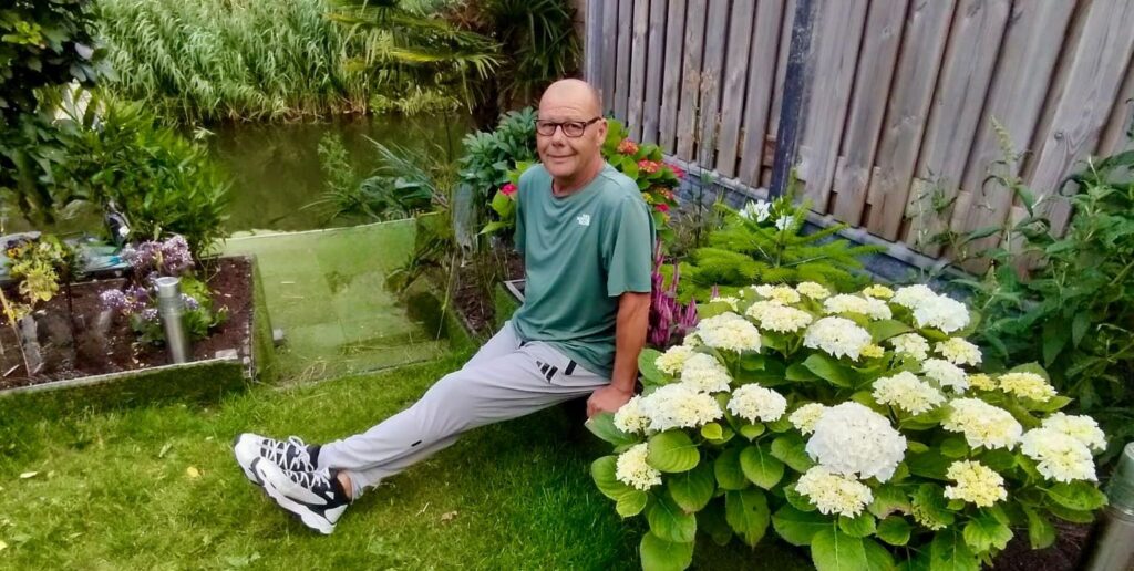 Dennis in tuin